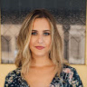 Meet your Posher, Casey